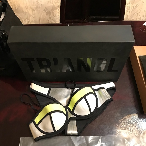 AUTHENTIC Triangl two piece bathing suit - Picture 6 of 6